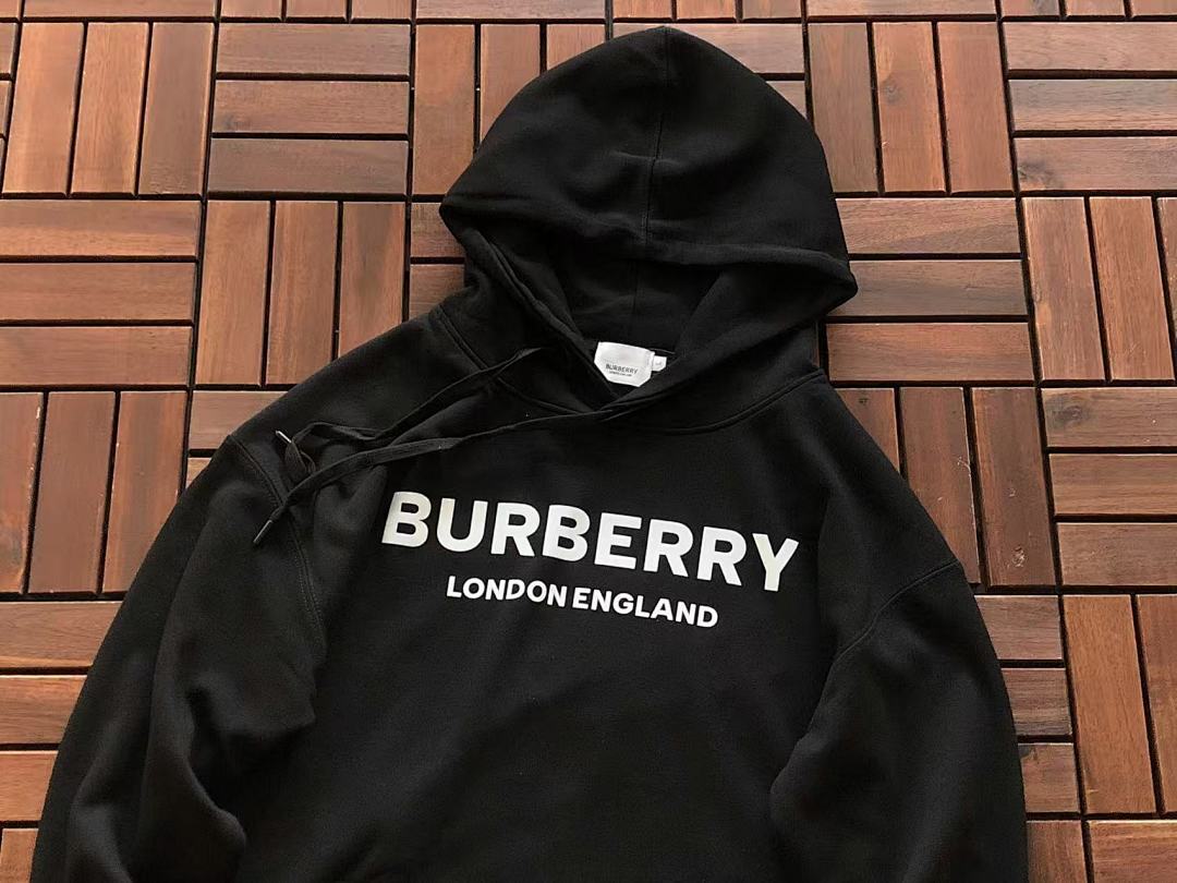 Burberry HOODIE