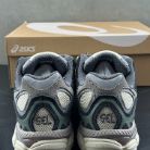 ASICS Product 142