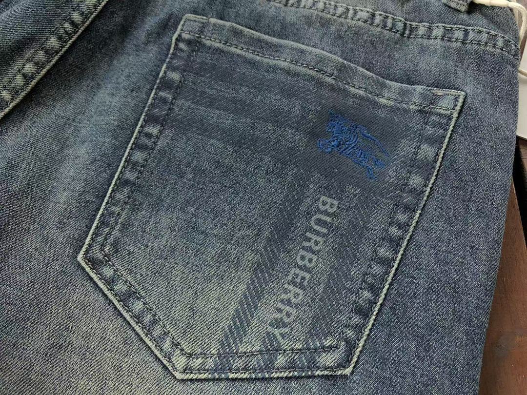Burberry JEANS
