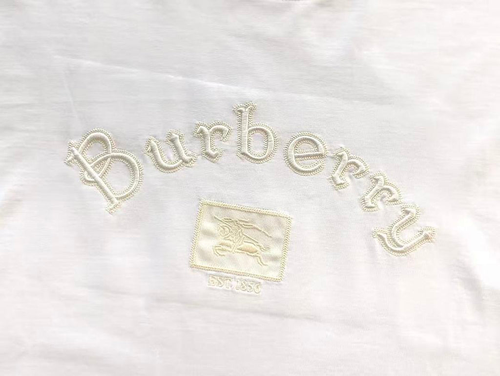Burberry T-SHIRT