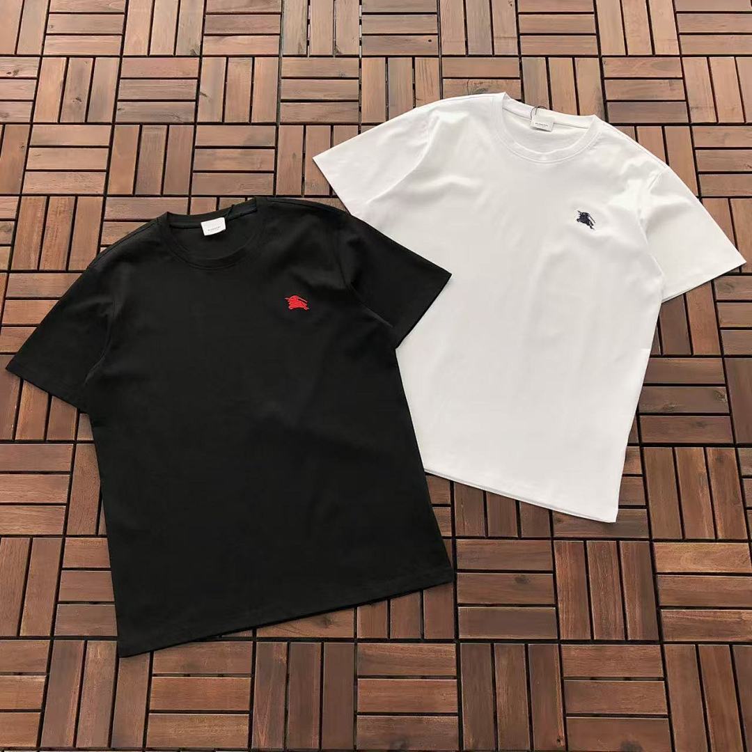Burberry T-SHIRT