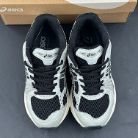 ASICS Product 77