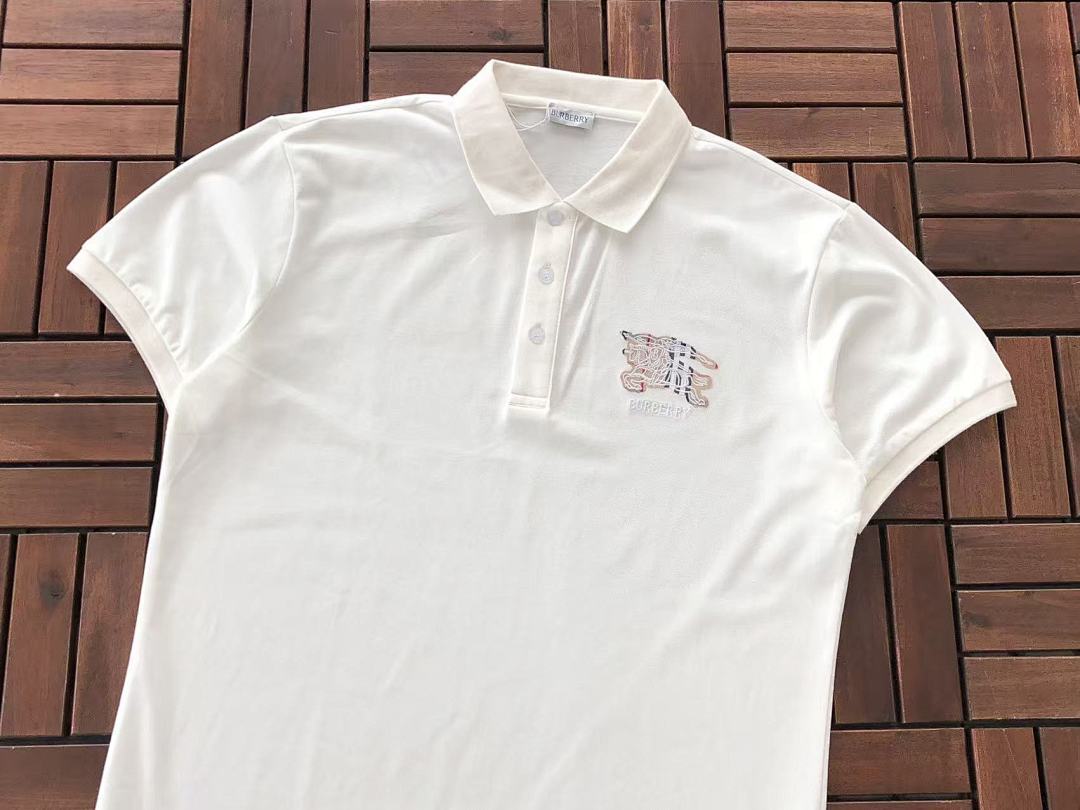 Burberry T-Shirt