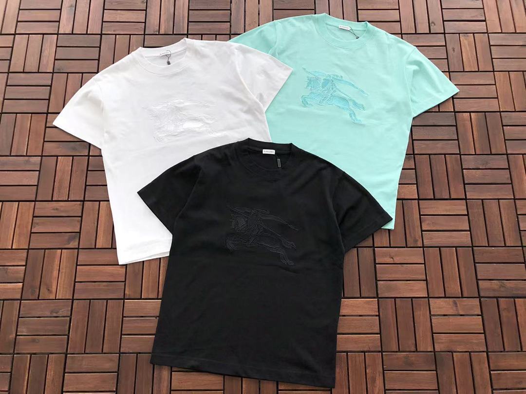 Burberry T-SHIRT