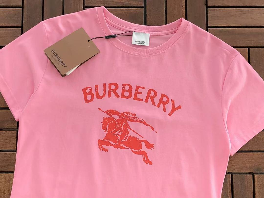 Burberry T-Shirt