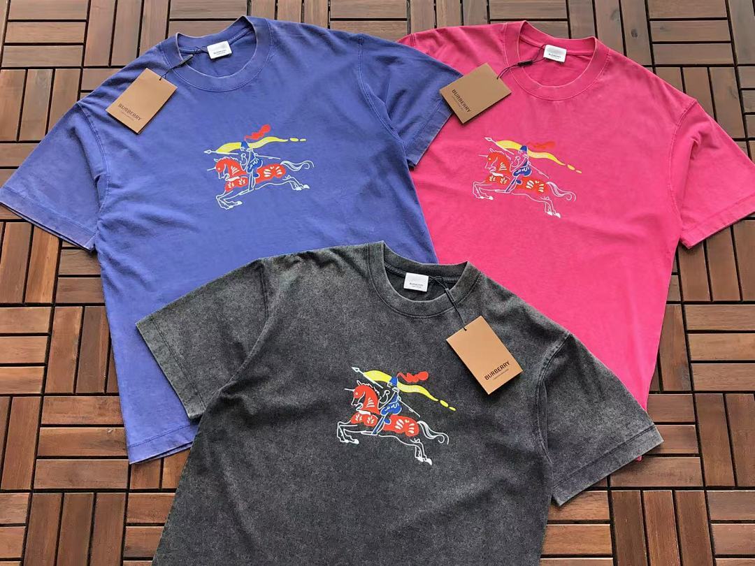 Burberry T-Shirt