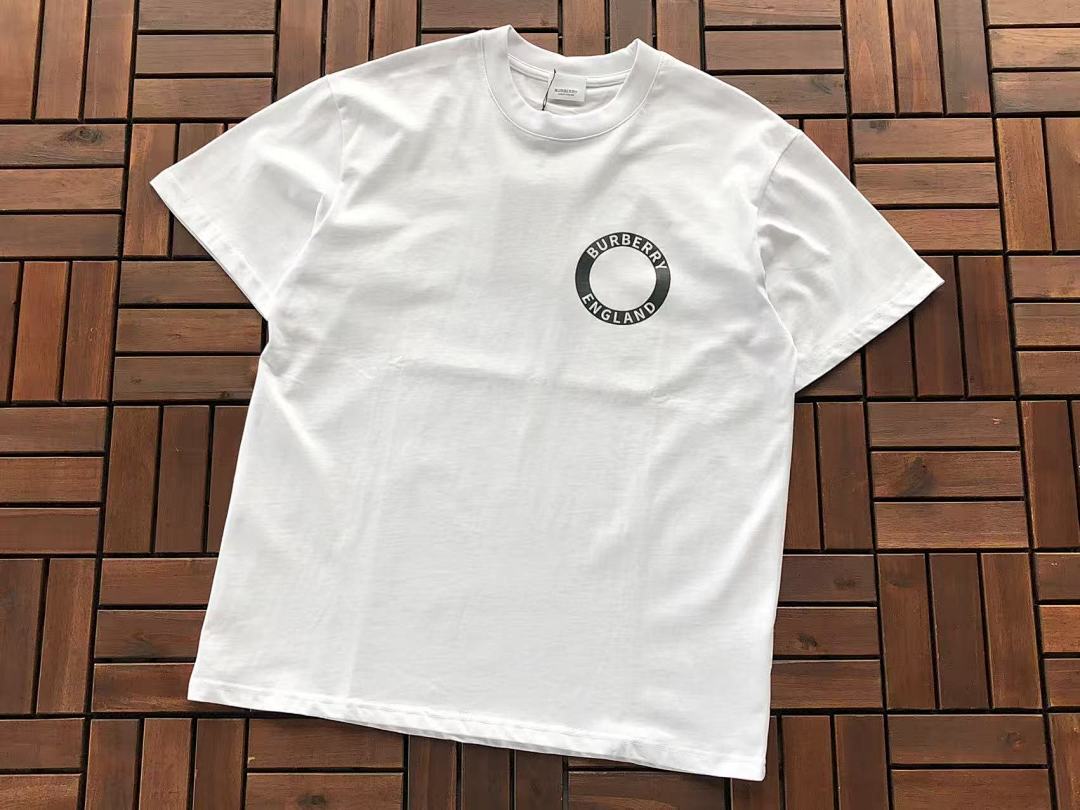 Burberry T-SHIRT