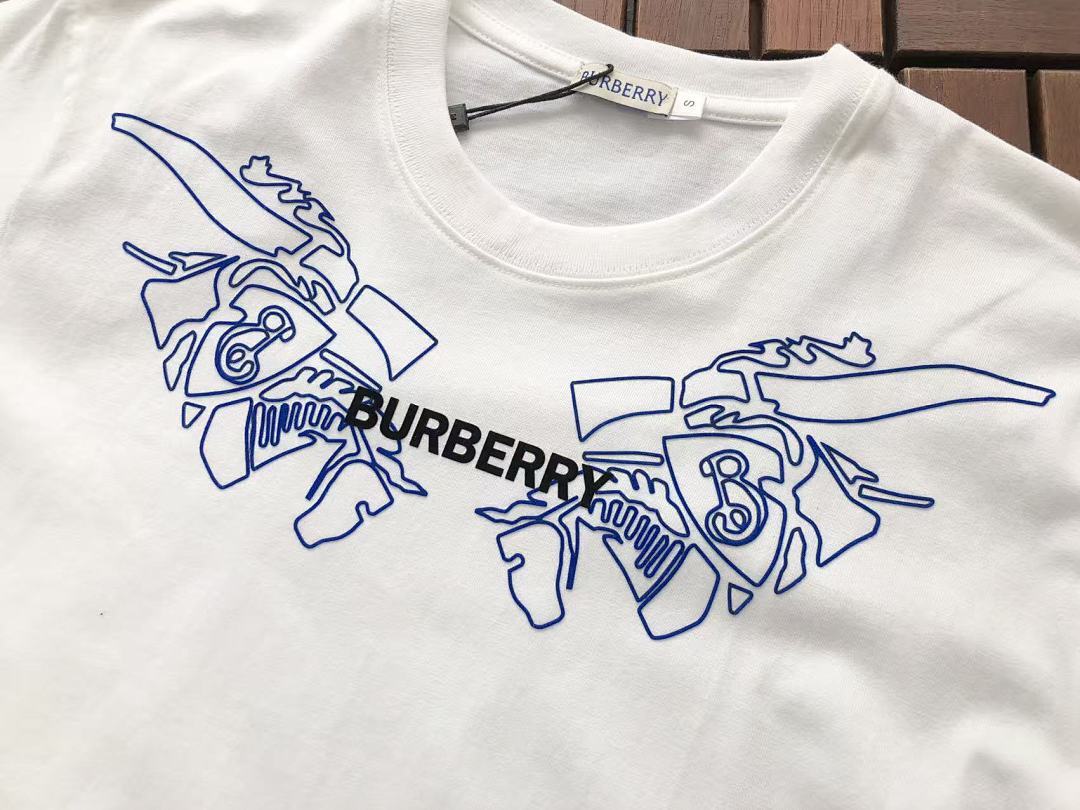 Burberry T-SHIRT