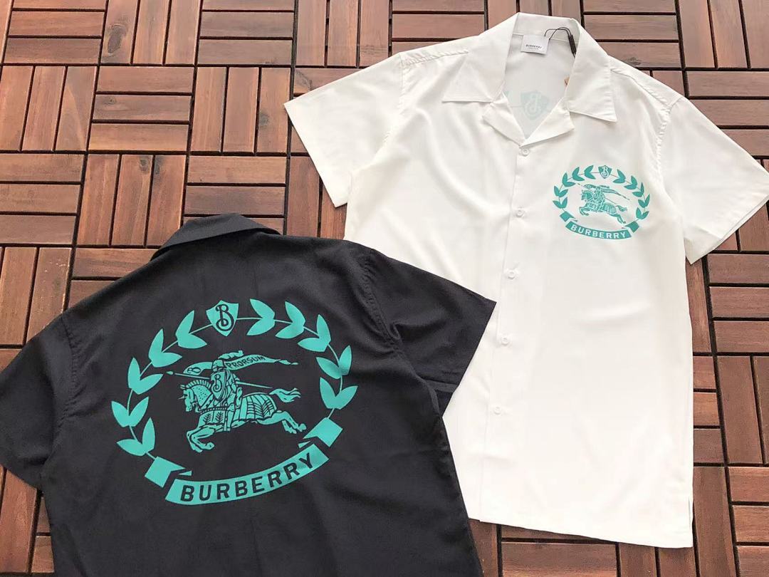 Burberry T-SHIRT