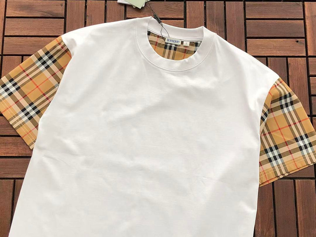 Burberry T-SHIRT