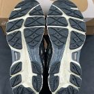 ASICS Product 142