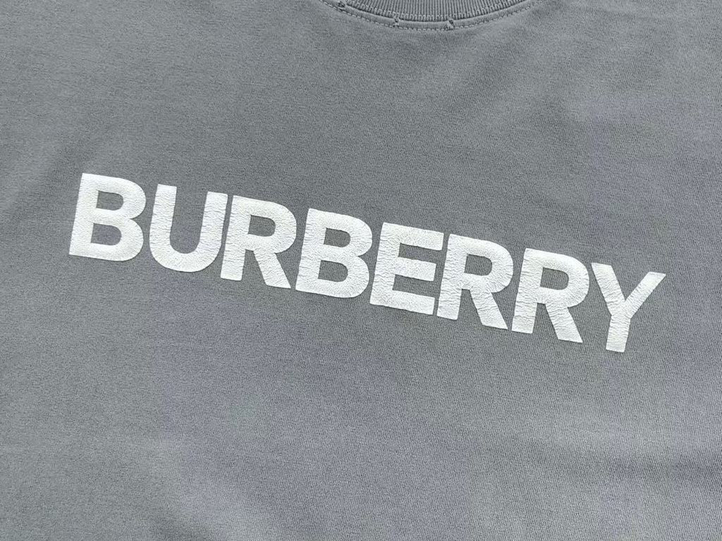 Burberry T-Shirt