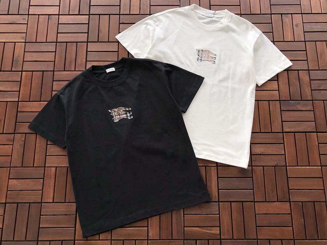 Burberry T-Shirt