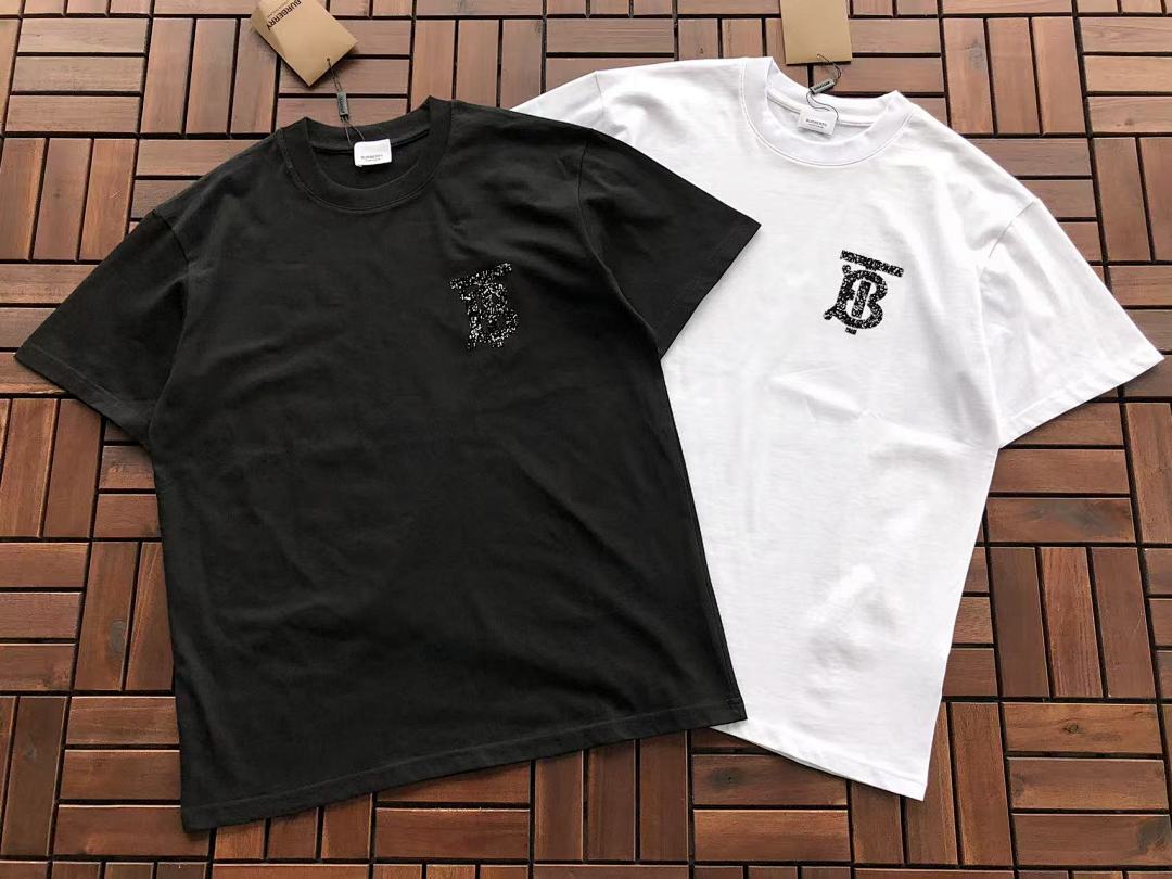 Burberry T-SHIRT
